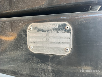 轮式挖掘机 HYUNDAI