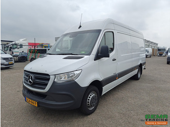 无侧窗厢式货车 MERCEDES-BENZ Sprinter 514
