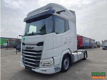 牵引车 DAF XG+