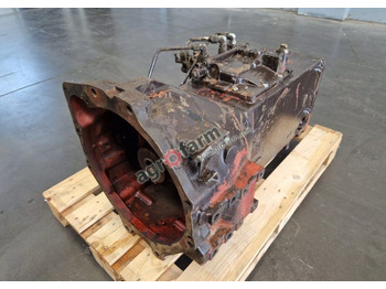 变速箱 Skrzynia biegów New Holland M100:图4 变速箱 Skrzynia biegów New Holland M100:图4