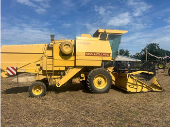 联合收割机 NEW HOLLAND
