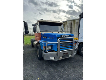 牵引车 SCANIA T143
