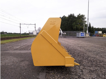 新的 装载机铲斗 Caterpillar 4586796:图3 新的 装载机铲斗 Caterpillar 4586796:图3