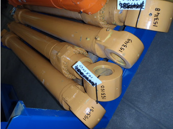 : 标题部分照片