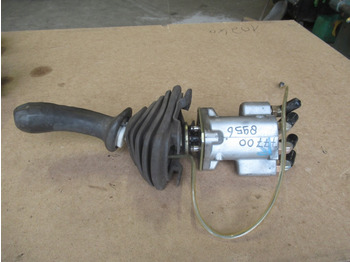 驾驶室和内部 HITACHI