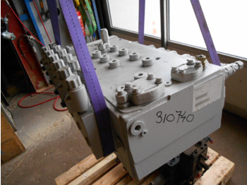 液压阀 NEW HOLLAND