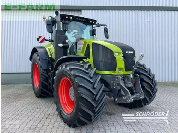 拖拉机 CLAAS Axion 960
