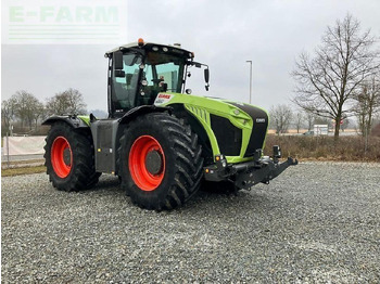 拖拉机 CLAAS Xerion 4000