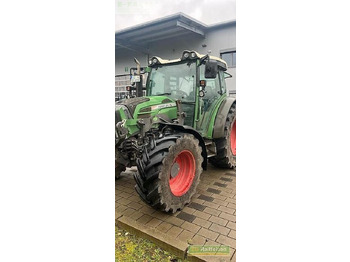 拖拉机 FENDT 211 Vario