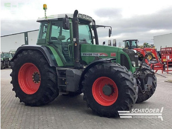 拖拉机 FENDT 718 Vario
