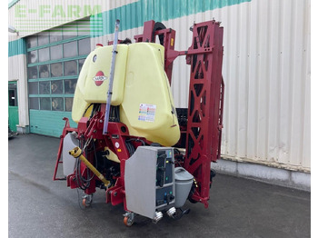 牵引式喷雾机 HARDI