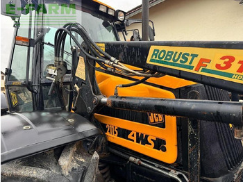 拖拉机 JCB