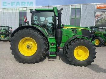 拖拉机 JOHN DEERE 6R 215