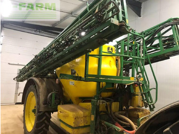牵引式喷雾机 JOHN DEERE