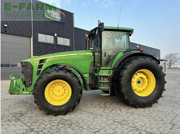 拖拉机 JOHN DEERE 8530