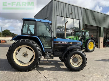 拖拉机 NEW HOLLAND