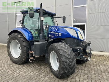 拖拉机 NEW HOLLAND T7.210