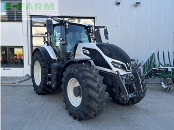 拖拉机 VALTRA
