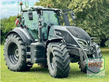 拖拉机 VALTRA
