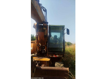 反铲装载机 CASE