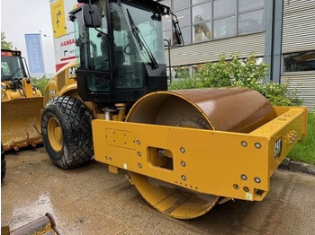 压实机 CATERPILLAR CS66B
