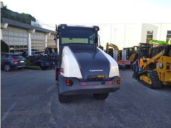 新的 碾压机 Dynapac CA1500 D：图4