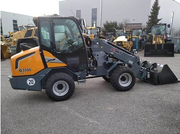 伸缩臂轮式装载机 GIANT