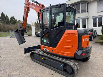 小型挖掘机 HITACHI ZX65