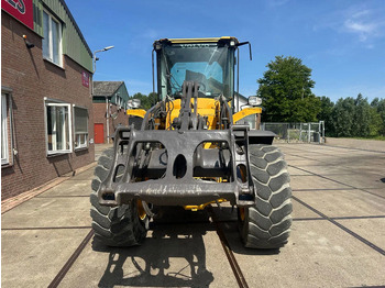 Volvo L60H , CE, 31359 HOURS, AUXILIARY HYDRAULICS, AIR CONDITIONER 租赁 Volvo L60H , CE, 31359 HOURS, AUXILIARY HYDRAULICS, AIR CONDITIONER:图3 Volvo L60H , CE, 31359 HOURS, AUXILIARY HYDRAULICS, AIR CONDITIONER 租赁 Volvo L60H , CE, 31359 HOURS, AUXILIARY HYDRAULICS, AIR CONDITIONER:图3