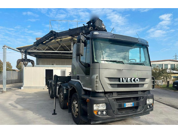 吊钩升降车, 起重车 Motrice Iveco scarrabile con gru caricante:图2 吊钩升降车, 起重车 Motrice Iveco scarrabile con gru caricante:图2