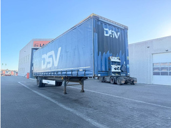 侧帘半拖车 KRONE