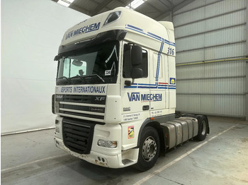 牵引车 DAF XF 105 410