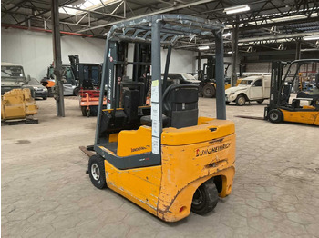 叉车 1997 JUNGHEINRICH EFG-DF12 FORKLIFT:图4 叉车 1997 JUNGHEINRICH EFG-DF12 FORKLIFT:图4
