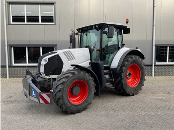 拖拉机 CLAAS Arion 630