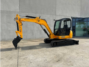 挖掘机 JCB 8056