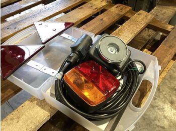 全挂车 MAGNETIC LIGHTING KIT:图3 全挂车 MAGNETIC LIGHTING KIT:图3