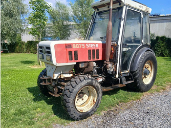 紧凑型拖拉机 STEYR