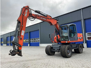 轮式挖掘机 TEREX