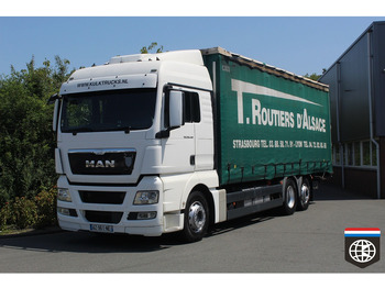 侧帘卡车 MAN TGX 26.440