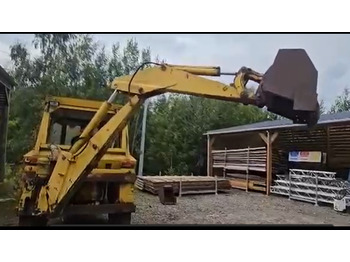 反铲装载机 MASSEY FERGUSON