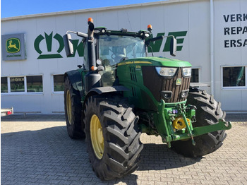 拖拉机 JOHN DEERE 6215R