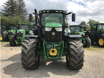 拖拉机 John Deere 6215R：图3