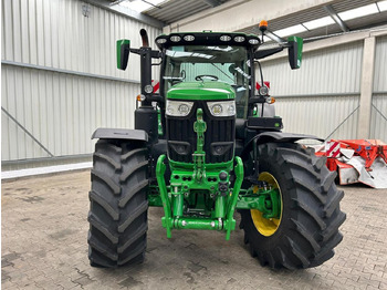 拖拉机 John Deere 6R 215：图2