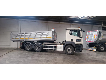 : 标题部分照片