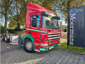 驾驶室底盘卡车 SCANIA P124