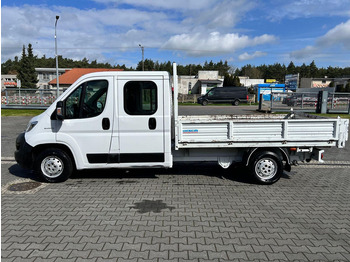 平板货车, 康比货车 Fiat Ducato Brygadówka Doka 7-miejsc + Skrzynia:图2 平板货车, 康比货车 Fiat Ducato Brygadówka Doka 7-miejsc + Skrzynia:图2