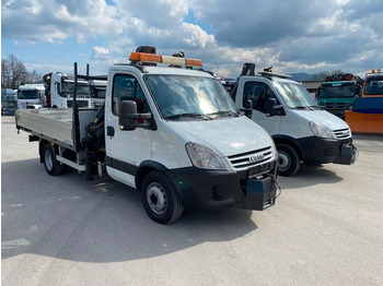 栏板式/ 平板卡车, 起重车 Iveco Daily 65C18 - Flatbed truck + crane：图2