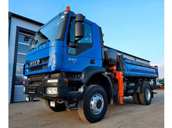 翻斗车 IVECO Trakker