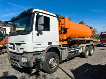 真空车 MERCEDES-BENZ Actros 2644