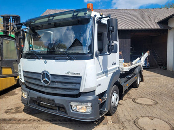 箕斗装载车 MERCEDES-BENZ Atego 818